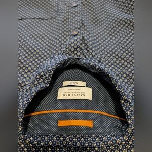 Men's Dress Shirt "Cactus Man" Slim Fit Size Medium. Blue/White Pattern